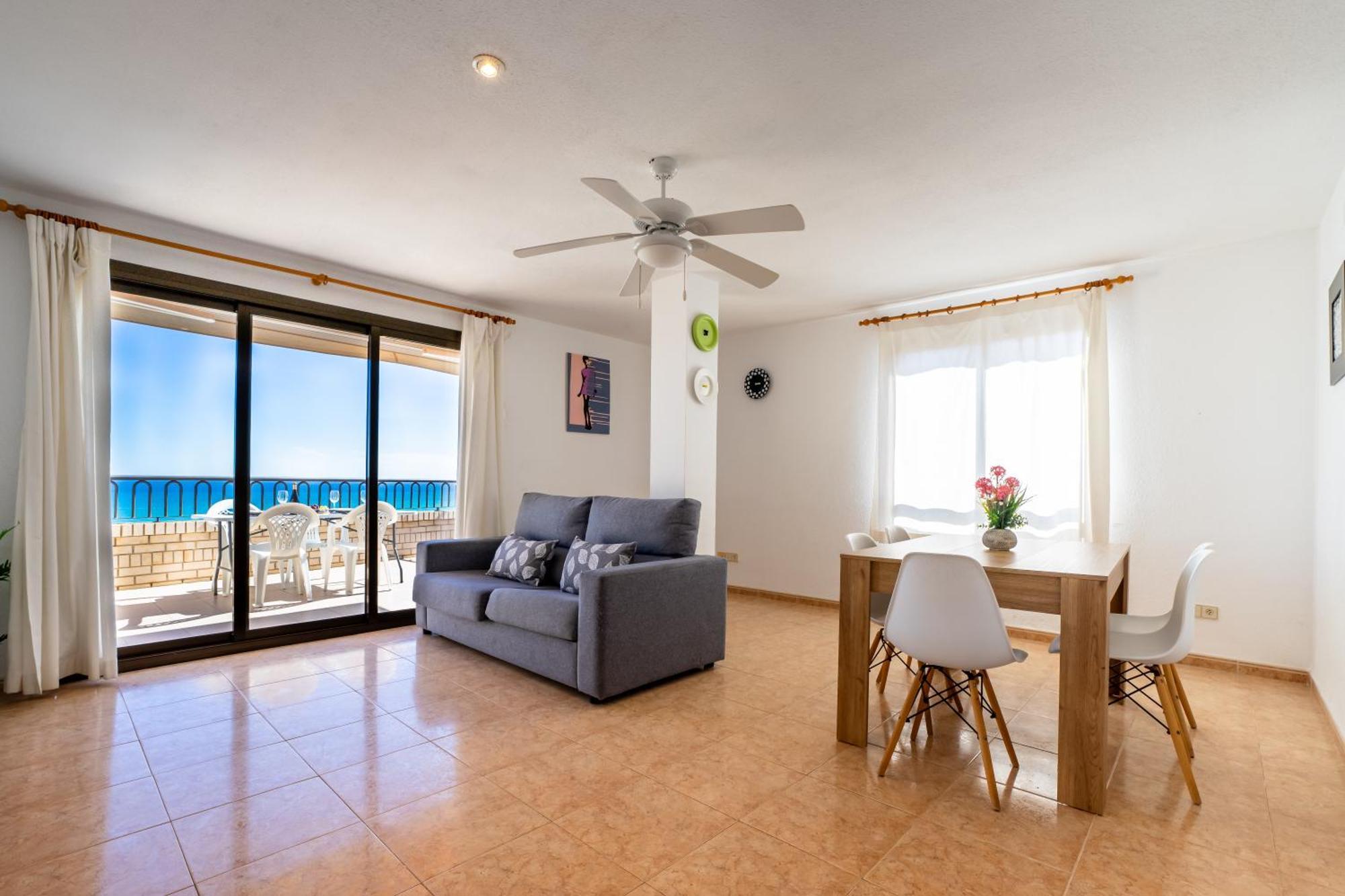 Bernat Vidaber Primera Linea Oropesa del Mar Exterior foto